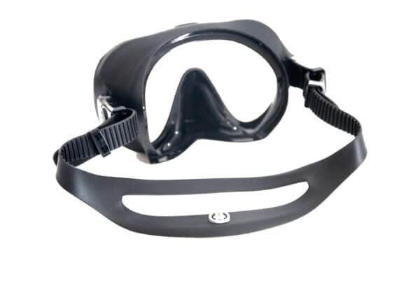 TRIBE Black Saint Gobain UC Ultra Clear -linssi