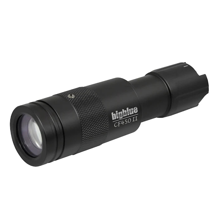CF450M Tarkennettava LED-sukellusvalo mustana.
